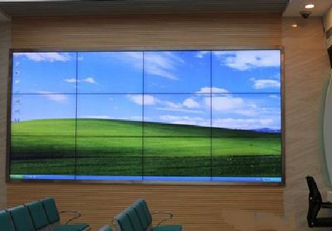 蒲城县液晶拼接屏的另类用法。